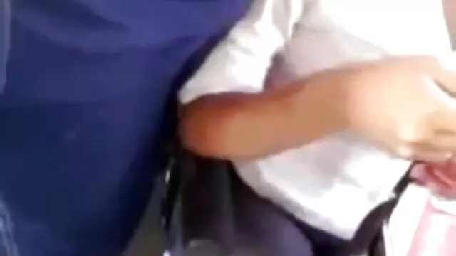 Un garçon russe baise une blonde film porno avec ejaculation en levrette