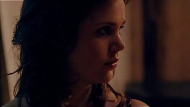 Un voisin a film porno complete baisé une blonde aux gros seins dans une chatte glissante