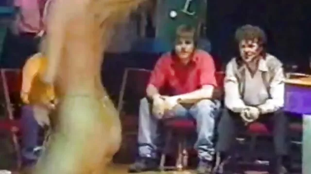 Les lesbiennes mignonnes utilisent des jouets film amateur francais x pour correspondre