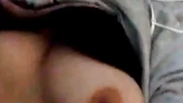 Skinny chick a réussi le casting porno se laissant baiser porno gratuit fille dans la chatte