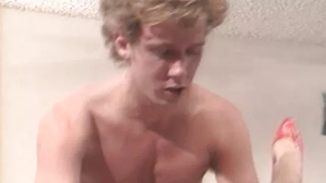 Sexe anal interracial avec film pornographique en francais une blonde excitée