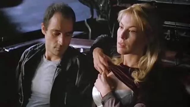 Le marié a léché la chatte de sa mariée devant le porno x cheval photographe