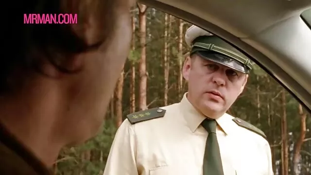 Une jeune maman avec des queues de cheval baise avec son beau-fils film porno graphique