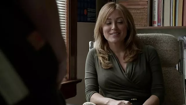 Barman fille a eu des relations film porno gratuit video sexuelles près de la piscine