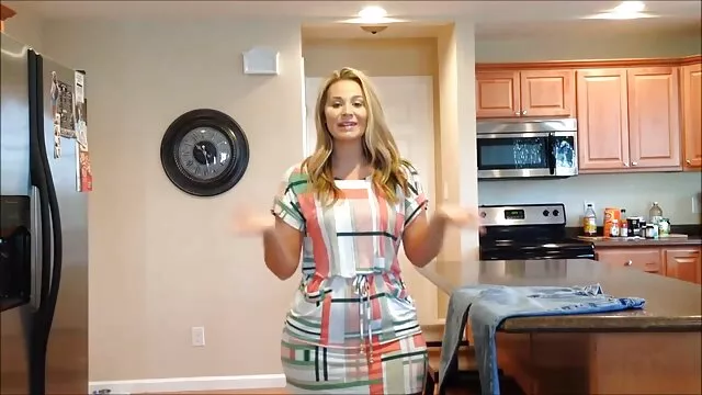 Un film x gratuit jacquie et michel mec russe lèche la chatte d'une copine aux cheveux noirs