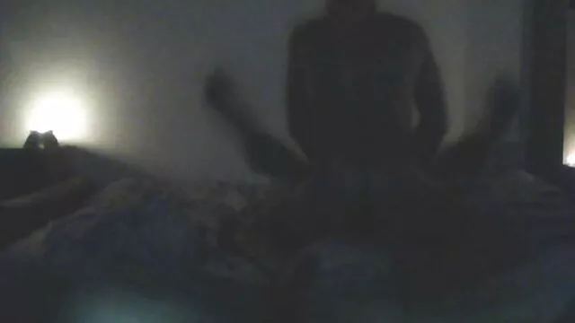 La fille a fait une pipe film x gratuit viol rapide dans la cabine d'essayage