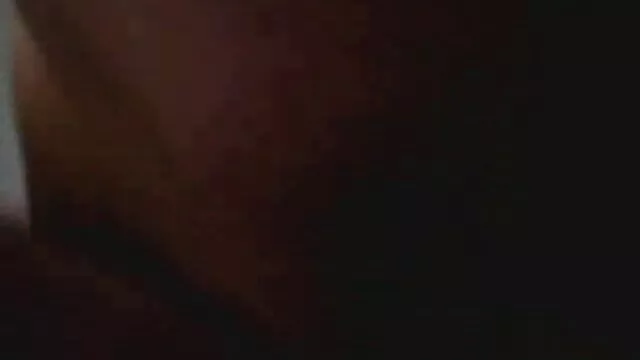 Don Juan porno x 1 a surpris la fille en train de se masturber et l'a satisfaite d'un phallus